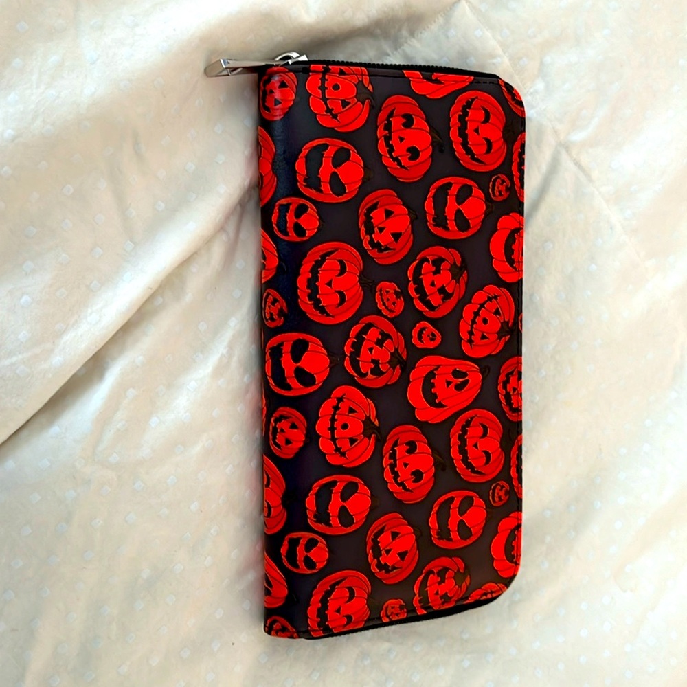 Pumpkin wallet